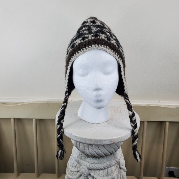 Bongo 100% Wool Nepal lined with Ear Flaps Hat Beanie Toboggan - Picture 1 of 9